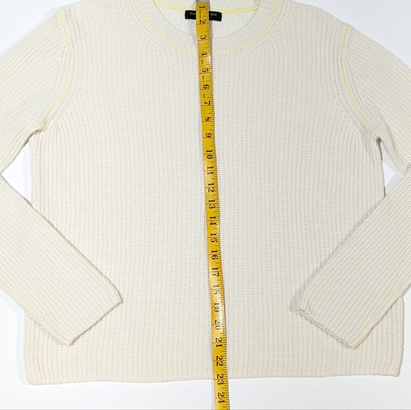 Banana Republic cashmere sweater - Picture 12 of 12